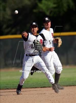 Thumbnail 1 in De La Salle vs Monte Vista (3A Sec. Final) photogallery.