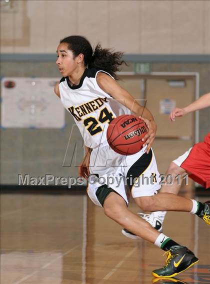 Thumbnail 3 in Lodi vs. Kennedy (Running with the Pack) photogallery.
