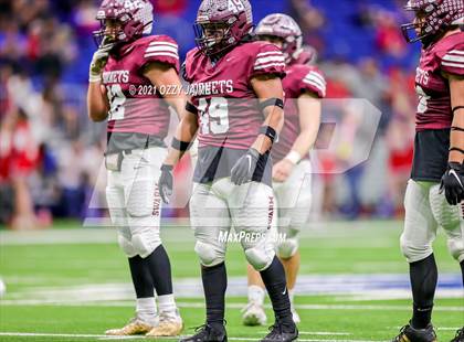 Thumbnail 3 in Flour Bluff vs. Gregory-Portland (UIL 5A D1 Regional Playoff) photogallery.