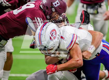 Thumbnail 2 in Flour Bluff vs. Gregory-Portland (UIL 5A D1 Regional Playoff) photogallery.