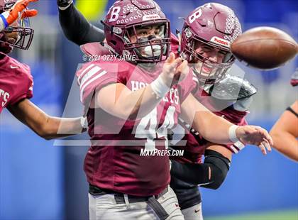 Thumbnail 3 in Flour Bluff vs. Gregory-Portland (UIL 5A D1 Regional Playoff) photogallery.