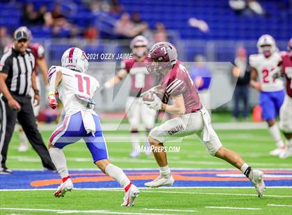 Thumbnail 1 in Flour Bluff vs. Gregory-Portland (UIL 5A D1 Regional Playoff) photogallery.