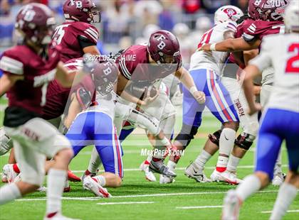 Thumbnail 2 in Flour Bluff vs. Gregory-Portland (UIL 5A D1 Regional Playoff) photogallery.