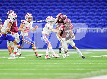 Thumbnail 1 in Flour Bluff vs. Gregory-Portland (UIL 5A D1 Regional Playoff) photogallery.
