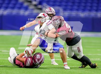 Thumbnail 3 in Flour Bluff vs. Gregory-Portland (UIL 5A D1 Regional Playoff) photogallery.