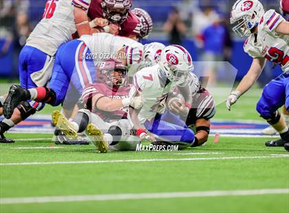 Thumbnail 1 in Flour Bluff vs. Gregory-Portland (UIL 5A D1 Regional Playoff) photogallery.