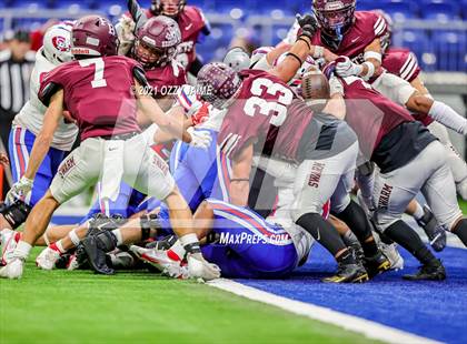 Thumbnail 3 in Flour Bluff vs. Gregory-Portland (UIL 5A D1 Regional Playoff) photogallery.