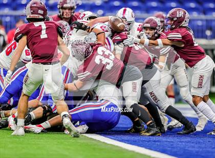 Thumbnail 2 in Flour Bluff vs. Gregory-Portland (UIL 5A D1 Regional Playoff) photogallery.
