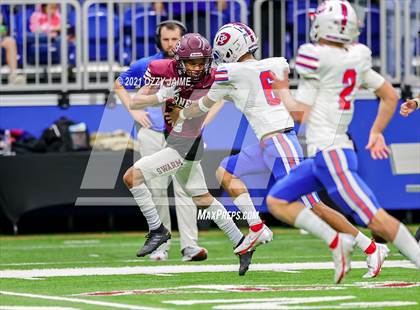 Thumbnail 2 in Flour Bluff vs. Gregory-Portland (UIL 5A D1 Regional Playoff) photogallery.