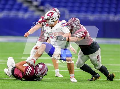 Thumbnail 2 in Flour Bluff vs. Gregory-Portland (UIL 5A D1 Regional Playoff) photogallery.