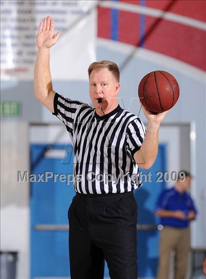 Thumbnail 3 in Vista del Lago vs. Whitney (Bulldog Winter Classic) photogallery.