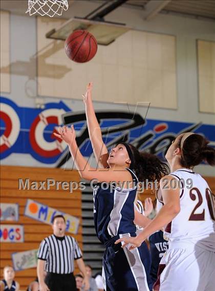 Thumbnail 3 in Vista del Lago vs. Whitney (Bulldog Winter Classic) photogallery.