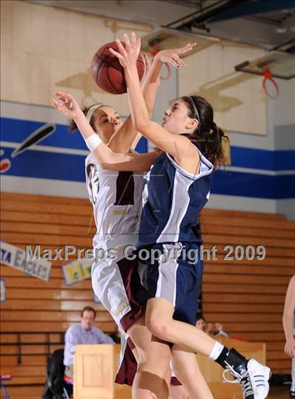Thumbnail 2 in Vista del Lago vs. Whitney (Bulldog Winter Classic) photogallery.