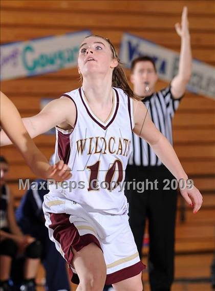 Thumbnail 3 in Vista del Lago vs. Whitney (Bulldog Winter Classic) photogallery.