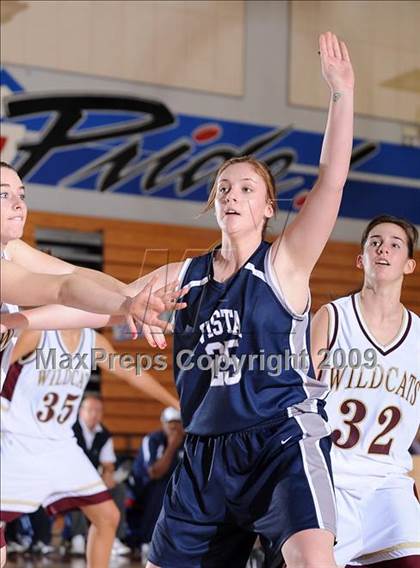 Thumbnail 2 in Vista del Lago vs. Whitney (Bulldog Winter Classic) photogallery.