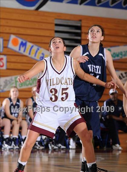 Thumbnail 1 in Vista del Lago vs. Whitney (Bulldog Winter Classic) photogallery.