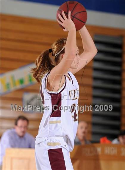 Thumbnail 3 in Vista del Lago vs. Whitney (Bulldog Winter Classic) photogallery.