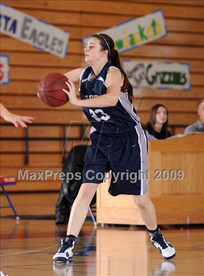 Thumbnail 1 in Vista del Lago vs. Whitney (Bulldog Winter Classic) photogallery.