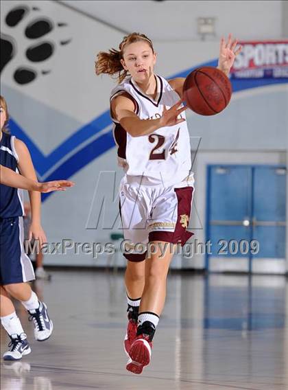 Thumbnail 2 in Vista del Lago vs. Whitney (Bulldog Winter Classic) photogallery.