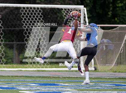 Thumbnail 3 in Mooresville vs. Hickory (Carolina Preps Jamboree) photogallery.