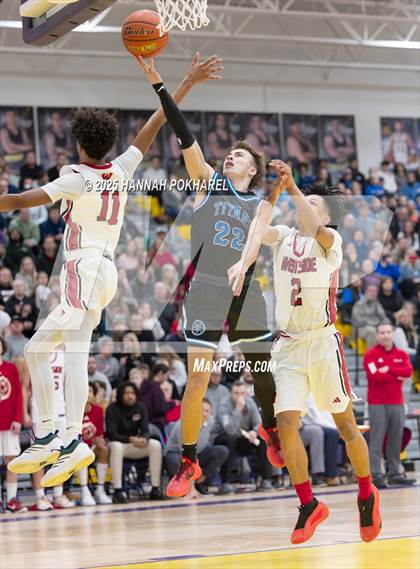 Thumbnail 2 in Omaha Westside vs. Papillion-LaVista South (Metro Tournament Final) photogallery.