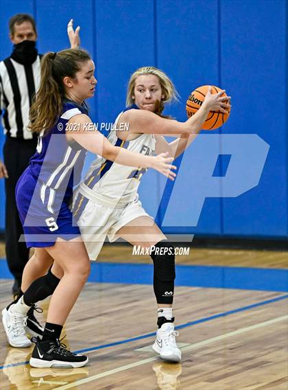 Thumbnail 1 in Central vs. Strasburg photogallery.