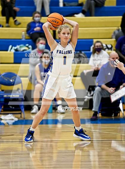 Thumbnail 3 in Central vs. Strasburg photogallery.