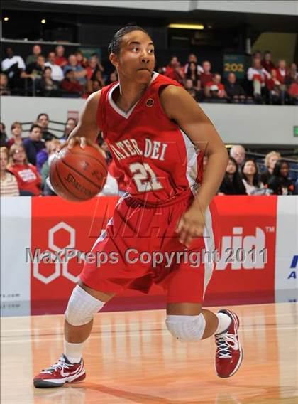 Thumbnail 2 in Brea Olinda vs. Mater Dei (CIF SS 1AA Final) photogallery.