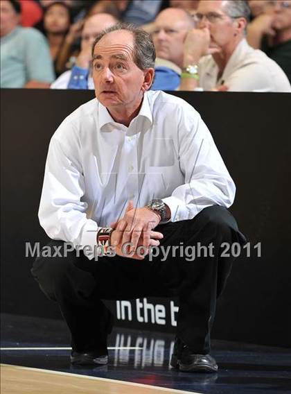 Thumbnail 3 in Brea Olinda vs. Mater Dei (CIF SS 1AA Final) photogallery.