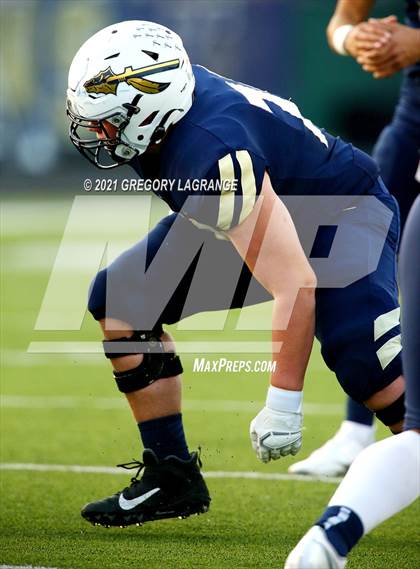 Thumbnail 2 in Bell vs Keller photogallery.