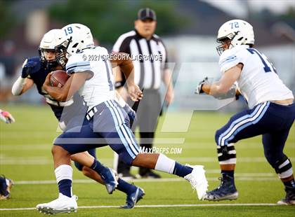 Thumbnail 2 in Bell vs Keller photogallery.