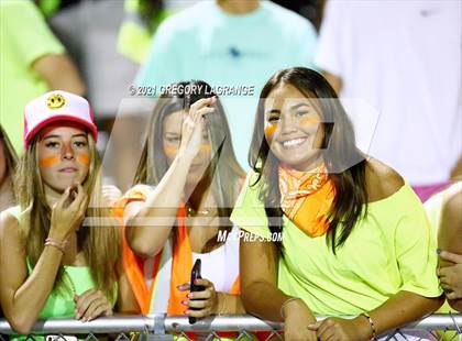 Thumbnail 2 in Bell vs Keller photogallery.