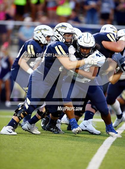Thumbnail 1 in Bell vs Keller photogallery.