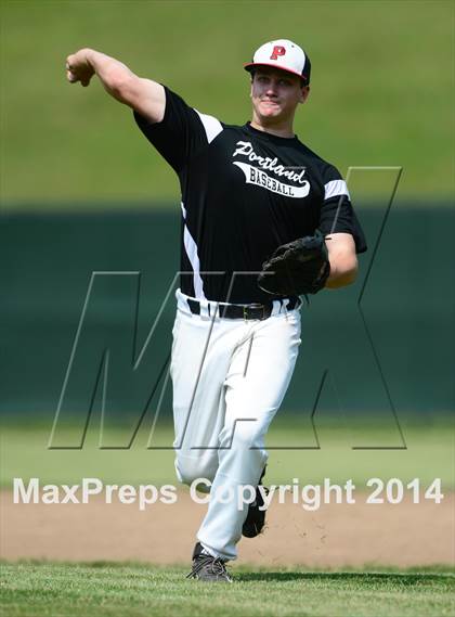 Thumbnail 2 in Trinity Catholic vs. Portland (CIAC Class S Semifinal) photogallery.