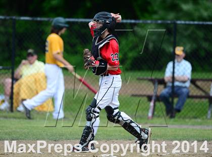 Thumbnail 3 in Trinity Catholic vs. Portland (CIAC Class S Semifinal) photogallery.