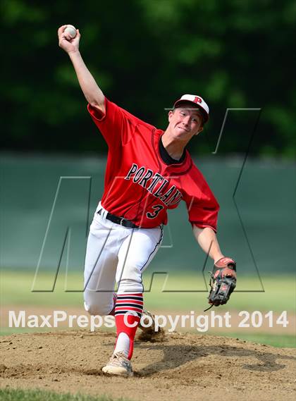 Thumbnail 3 in Trinity Catholic vs. Portland (CIAC Class S Semifinal) photogallery.