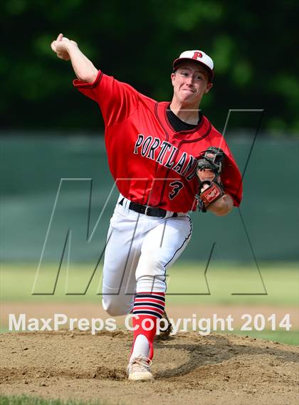 Thumbnail 3 in Trinity Catholic vs. Portland (CIAC Class S Semifinal) photogallery.