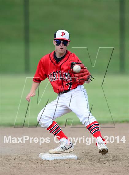 Thumbnail 3 in Trinity Catholic vs. Portland (CIAC Class S Semifinal) photogallery.