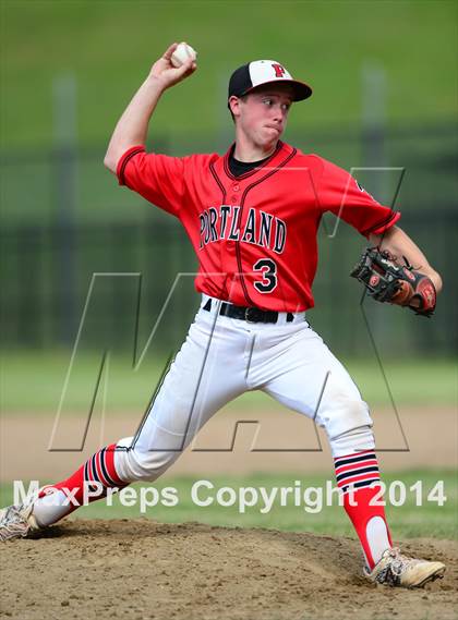 Thumbnail 2 in Trinity Catholic vs. Portland (CIAC Class S Semifinal) photogallery.