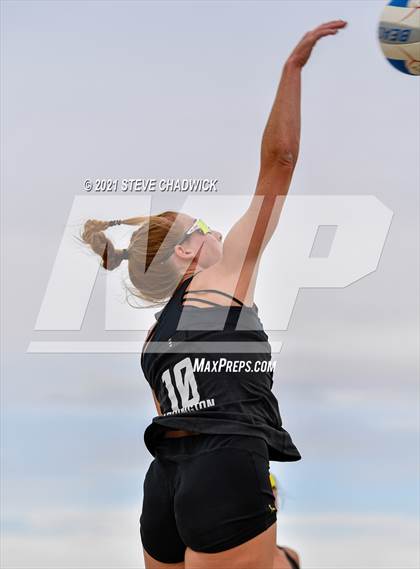 Thumbnail 1 in Basha vs Desert Mountain @ Casteel (AIA Division I State Championship Semifinals) photogallery.