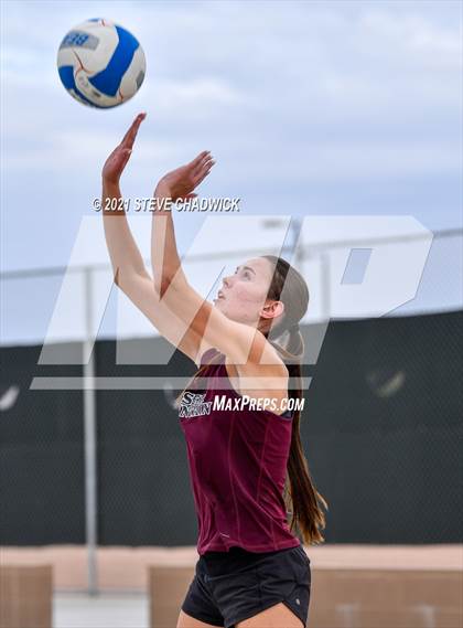 Thumbnail 3 in Basha vs Desert Mountain @ Casteel (AIA Division I State Championship Semifinals) photogallery.