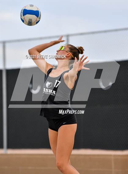 Thumbnail 3 in Basha vs Desert Mountain @ Casteel (AIA Division I State Championship Semifinals) photogallery.