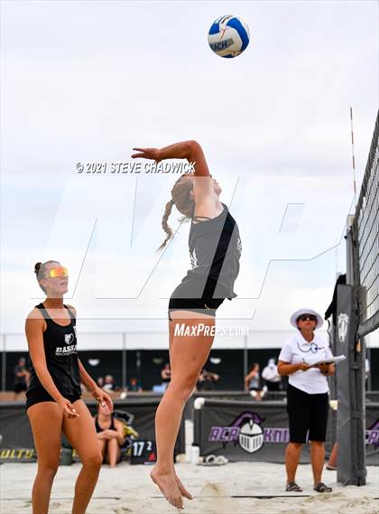 Thumbnail 3 in Basha vs Desert Mountain @ Casteel (AIA Division I State Championship Semifinals) photogallery.