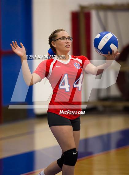 Thumbnail 2 in Charter Oak @ Los Altos photogallery.