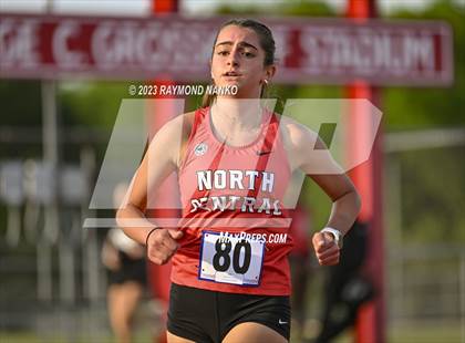 Thumbnail 2 in IHSAA Regional 5 (1600 Meter)  photogallery.
