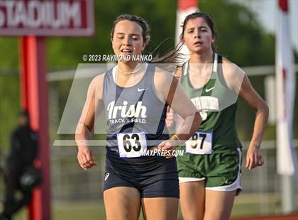 Thumbnail 1 in IHSAA Regional 5 (1600 Meter)  photogallery.
