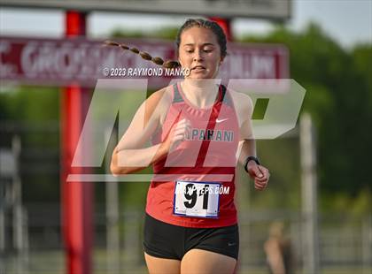 Thumbnail 2 in IHSAA Regional 5 (1600 Meter)  photogallery.