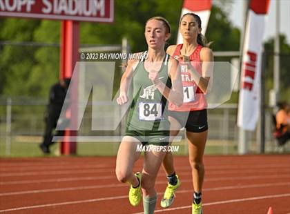 Thumbnail 1 in IHSAA Regional 5 (1600 Meter)  photogallery.