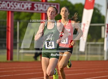 Thumbnail 1 in IHSAA Regional 5 (1600 Meter)  photogallery.