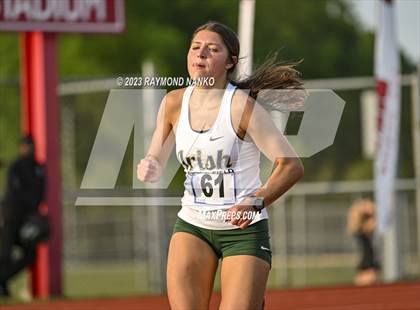 Thumbnail 2 in IHSAA Regional 5 (1600 Meter)  photogallery.